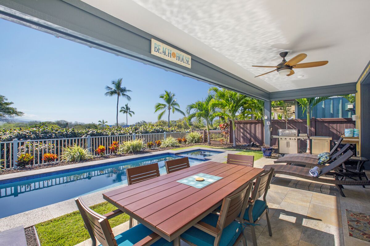 Spectacular Home on the Golf Course with Private Pool