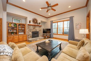 Smart TV, fireplace, DVD player, table football