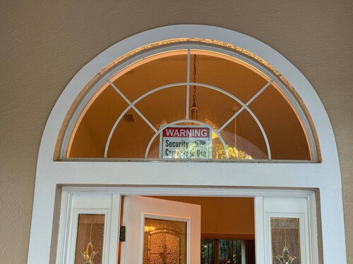 Cozy, Private Home Close to the I95 Exit 284