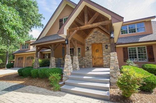 Pinehurst Golf home w/ pool,Game room, Pool table, sleep up to 12