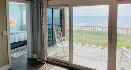 Endless Oceanfront Upper Floor Views of Ocean/Pier from this Wonderful Condo!