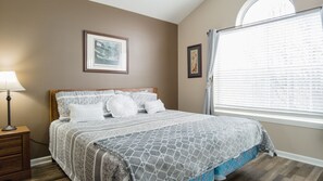 2 bedrooms, WiFi, bed sheets - Updated 2 BR Condo ~ Near the 76 Strip! FREE TICKETS INCLUDED! (CH1-35) (Branson)