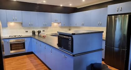 Blue Wren Lodge Waratah
