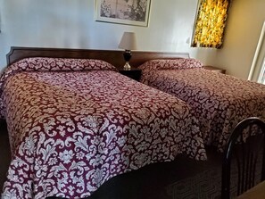 Habitación Confort | Wifi gratis y ropa de cama