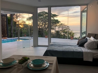 Suite 2 - Ocean Pool View Hotel Manuel Antonio, Costa Rica Vista Ocean Suites