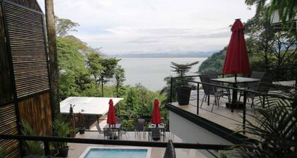 Suite 3 - Pool Ocean View Room Manuel Antonio Costa Rica Vista Ocean Suites