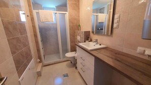 Bathroom - Holiday apartment newly renovated with air conditioning (Siófok)