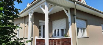 Apartamento vacacional recién reformado con aire acondicionado cerca de la playa