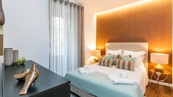 2 slaapkamers, een bureau, een strijkplank/strijkijzer, wifi