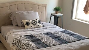 4 bedrooms, WiFi, bed sheets