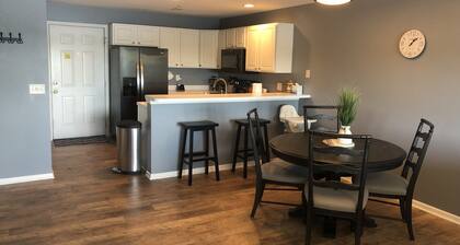 Updated Lakefront Condo 2/2, Amazing Views, Location, Pool, Waterfront Patio!