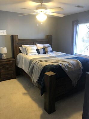 2 bedrooms, iron/ironing board, travel cot, WiFi