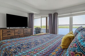 2 bedrooms, iron/ironing board, travel crib, WiFi