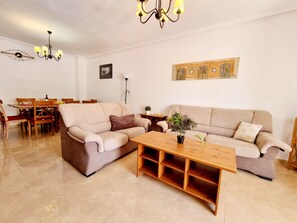 TV - Casa La Perla, private pool (Ciudad Quesada)