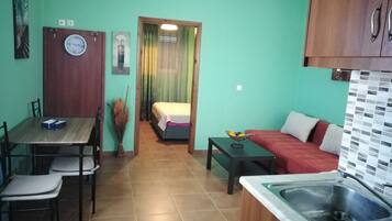 1 bedroom, WiFi, bed sheets