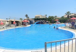 Pool - Apartment Playa Flamenca with Pool, A/C, Terrace & Garden (Playa Flamenca/Orihuela)