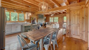 تناو ل الطعام