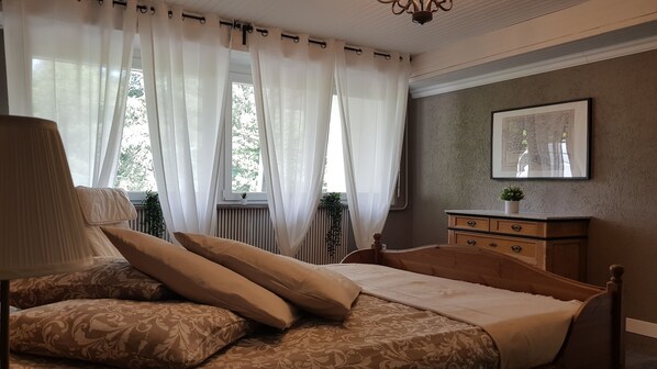 1 bedroom, soundproofing, free WiFi, bed sheets