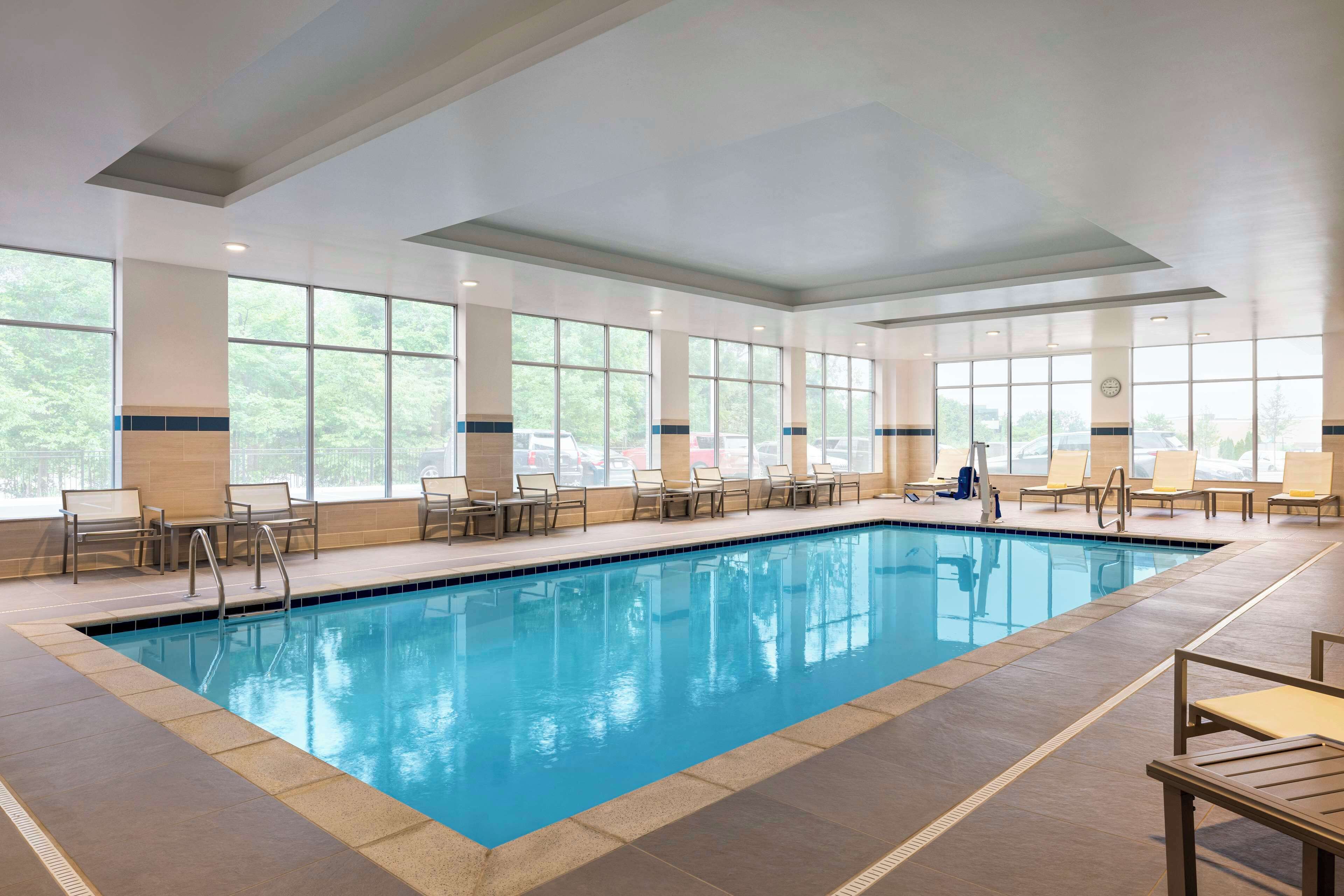 indoor pool, pool loungers