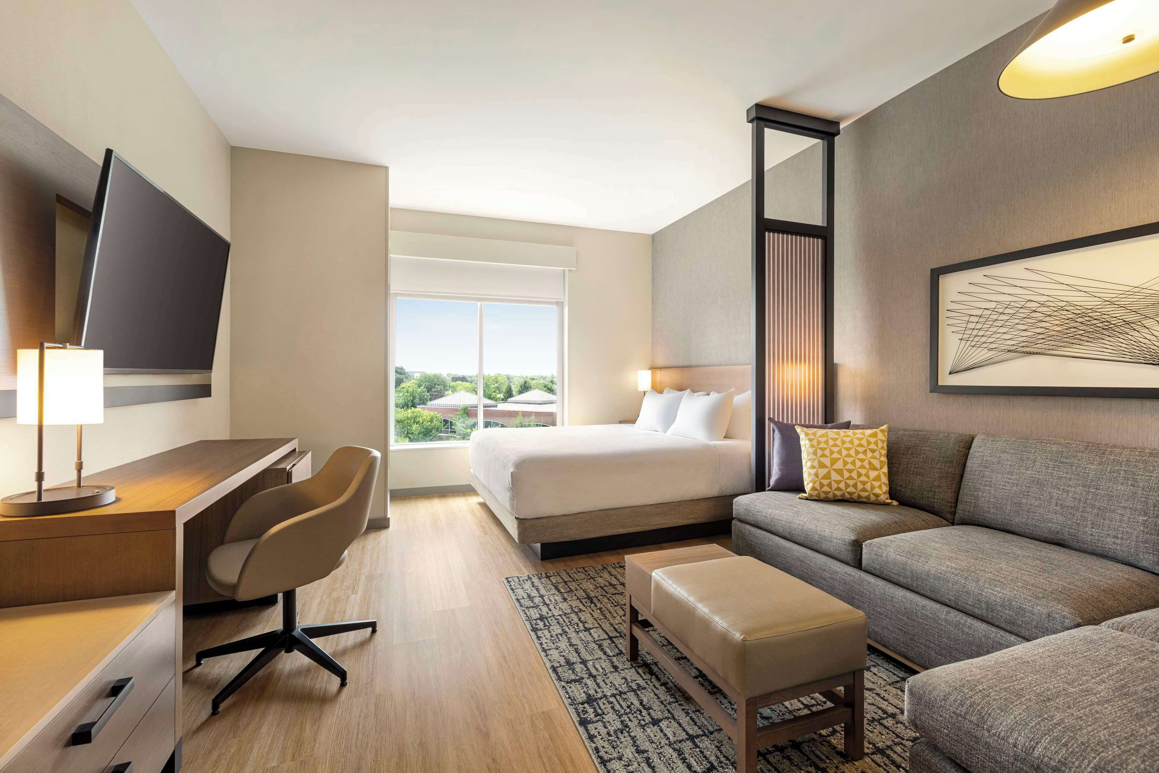 in-room safe, desk, laptop workspace, iron/ironing board