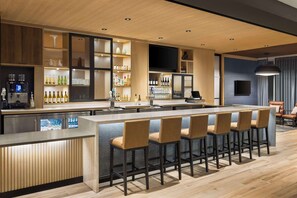 Bar (on property) - Hyatt Place Columbus/Polaris (Columbus)