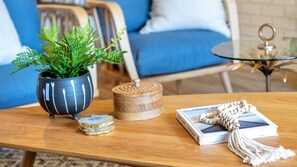 Interior - Eli7215 - Catch of the Bay by Experience Jervis Bay (Vincentia)