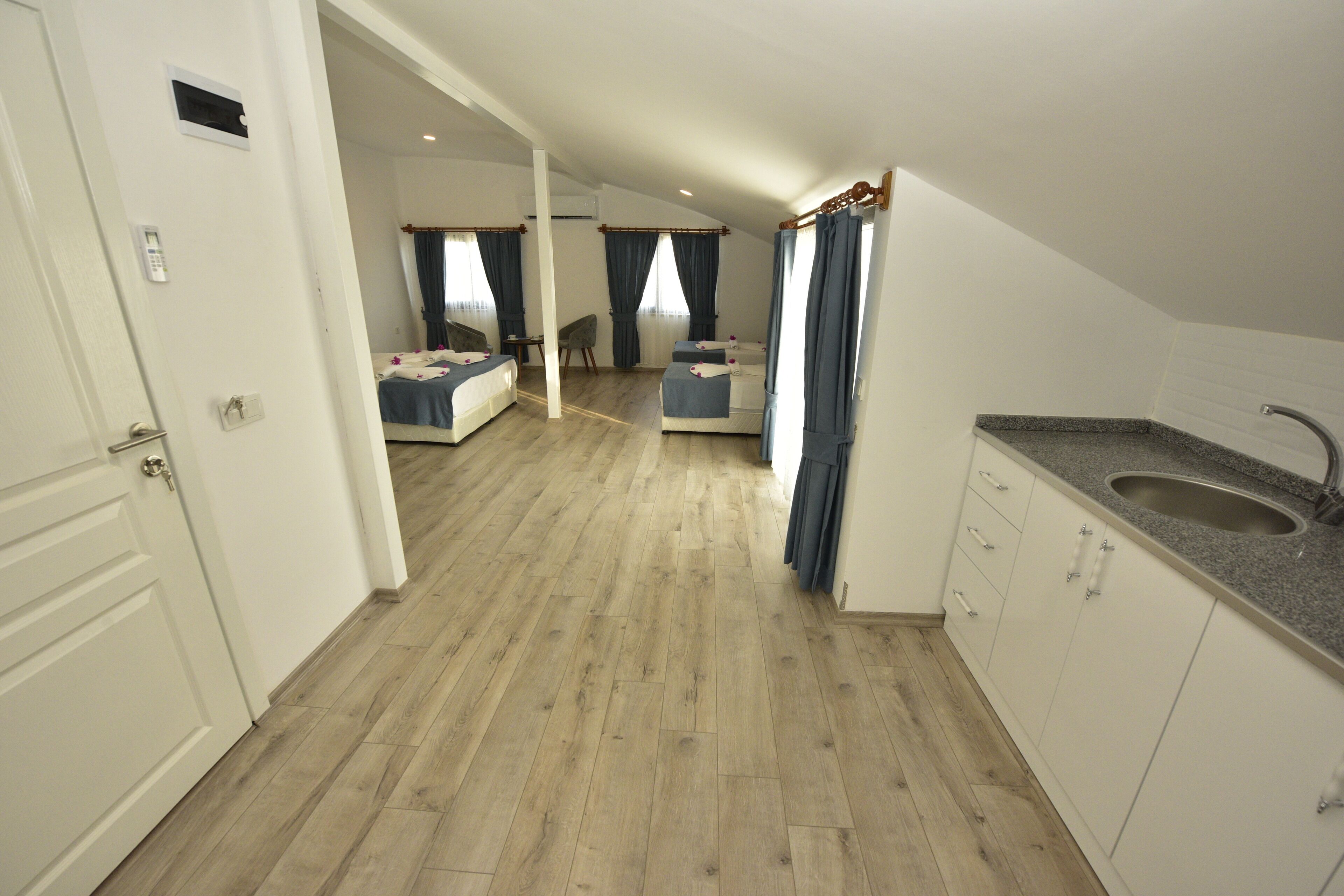 family suite | private kitchen