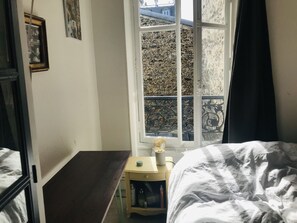 1 chambre, fer et planche à repasser, Wi-Fi