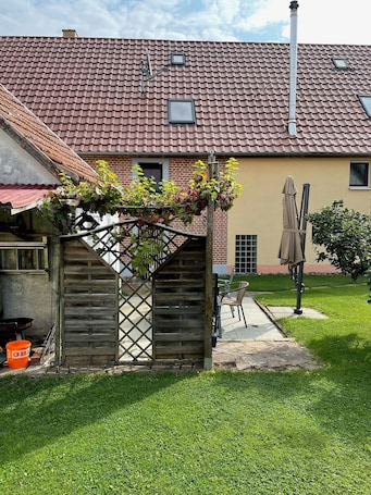 Property grounds. Apartment / House KaRo