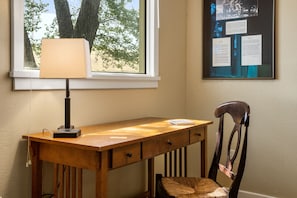 Interior - North Entrance House - Cozy Home Minutes from Yellowstone's North Entrance! (Gardiner)