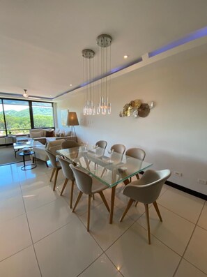 Dining - Luxurious, ocean-view condo. Easy 5 minute walk to beach and restaurants! (Playa Hermosa)
