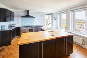 Fridge, microwave, oven, stovetop - Host & Stay | Sea View @ 44 (Whitby)