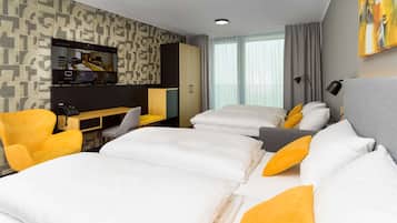 Family Room, 2 Single Beds, Accessible, Balcony (with Sofabed) | Hypo-allergenic bedding, free minibar, in-room safe, desk