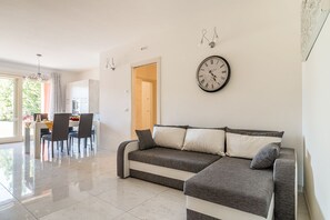 Smart TV, offices - Apartment Treviso (Cimadolmo)