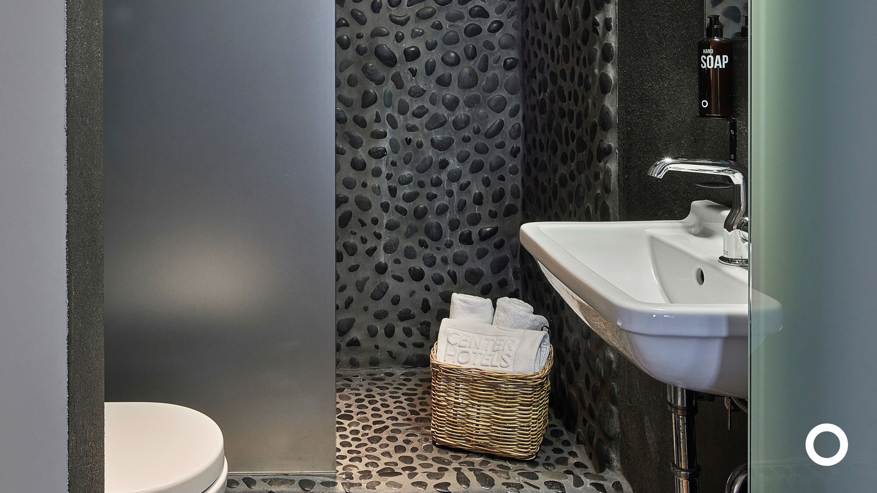 Thingholt Apartments from Center Hotels