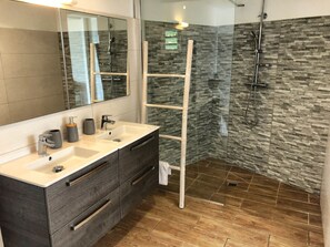 Haartrockner, Handtücher