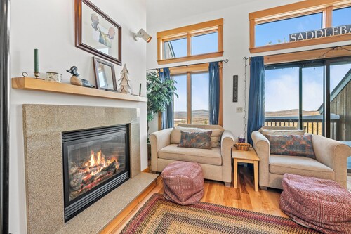 Saddleback - South Branch 9-3 - ski-in/ski-out location