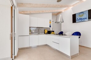 Condo | Private kitchen | Full-size fridge, microwave, stovetop, dishwasher