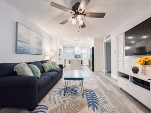 Unclassified image, 2 of 34, button - Magnificent View of the Gulf from Rooftop Deck (St. Pete Beach)