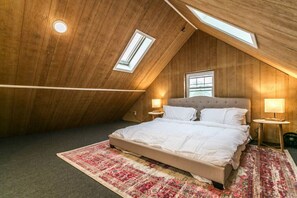 4 habitaciones, escritorio, tabla de planchar con plancha y wifi gratis 