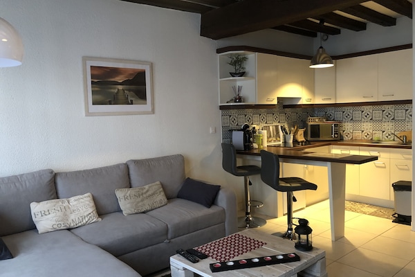 Apartemen Deluks | Dapur pribadi | Lemari es, microwave, oven, dan mesin espresso