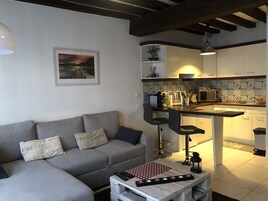 华丽公寓 | 私人厨房 | 冰箱、微波炉、烤箱、意式浓缩咖啡机