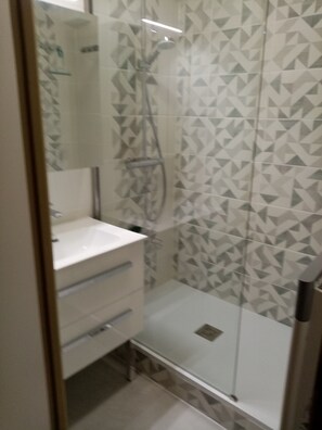 Dusche, Haartrockner