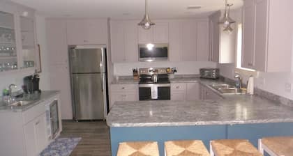 Eight minutes to Sunday River! Two bdrm apartment. Ski, hike, bike & relax.