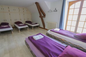 4 bedrooms