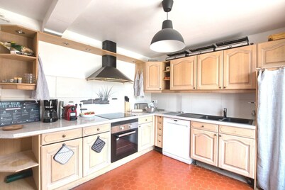 So Villa Gaudiniere (89) - Heated pool - Foot - 2h Paris - 30p.