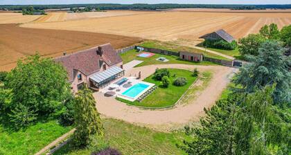 So Villa Chalonie (28) - Heated pool - Foot - 2h Paris - 30p.