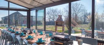 So Villa Chalonie (28) - Piscine chauffée - Foot - 2h Paris - 30p.