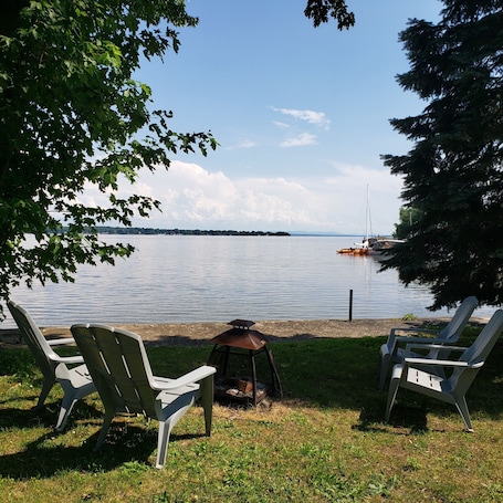 Property grounds. Stopover 109: Our large loft on Lake Champlain