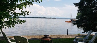 Escale 109: Notre grand Loft au Lac Champlain